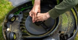Maehroboter Scheibe richtig pflege